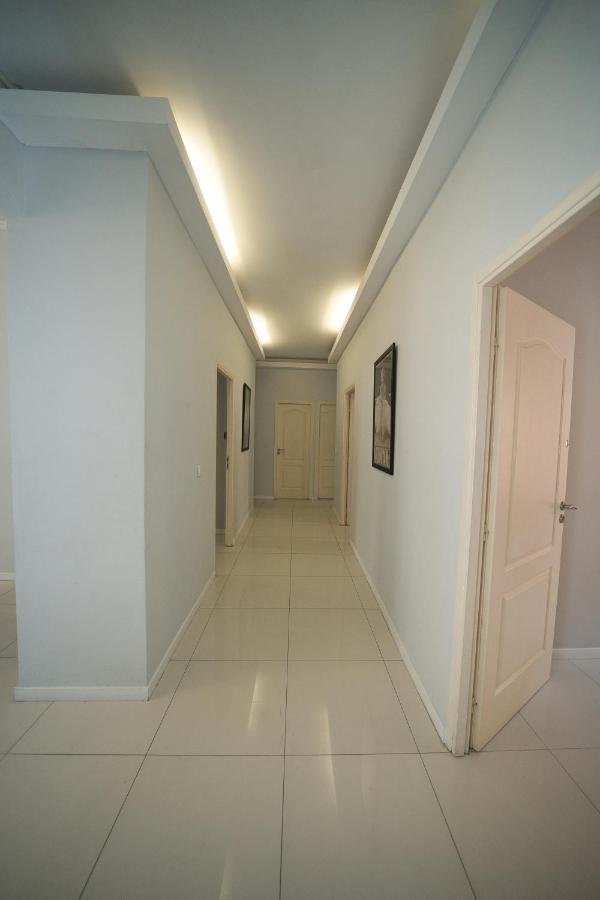 Lusso 5 Beds Central Apartment Nice Exterior photo